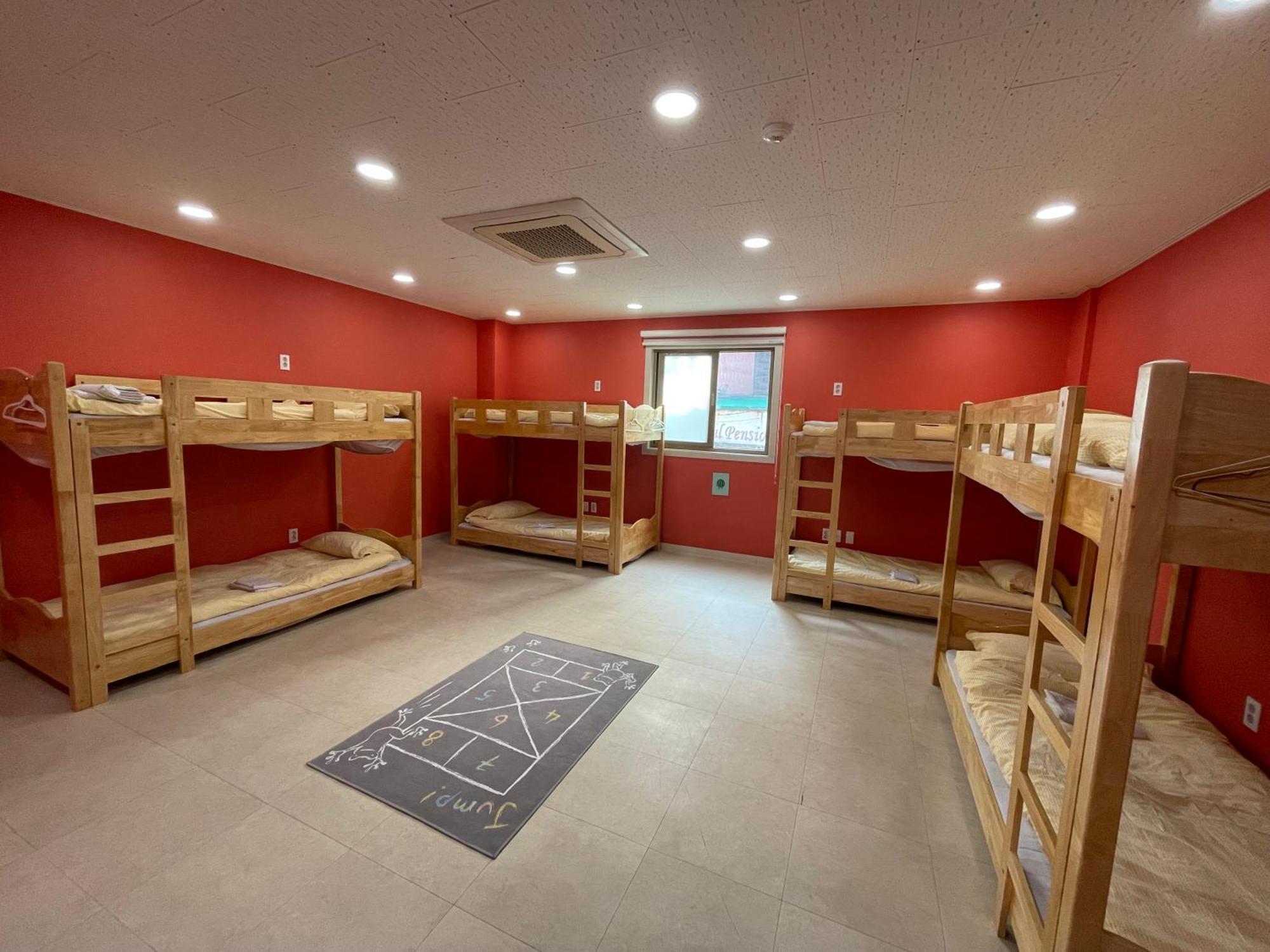 Jeju Airport Hostel Yesjun Exterior foto