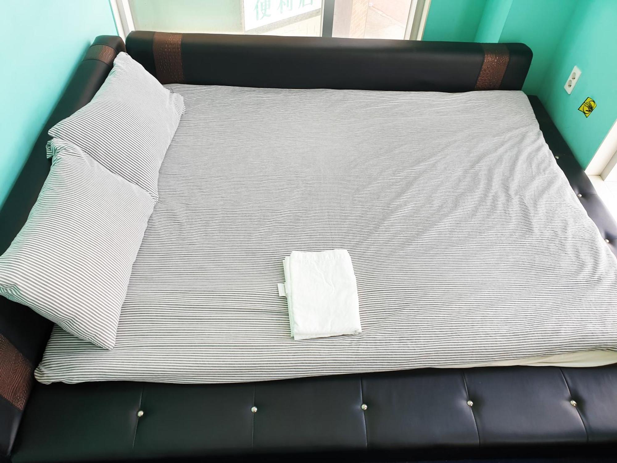 Jeju Airport Hostel Yesjun Exterior foto